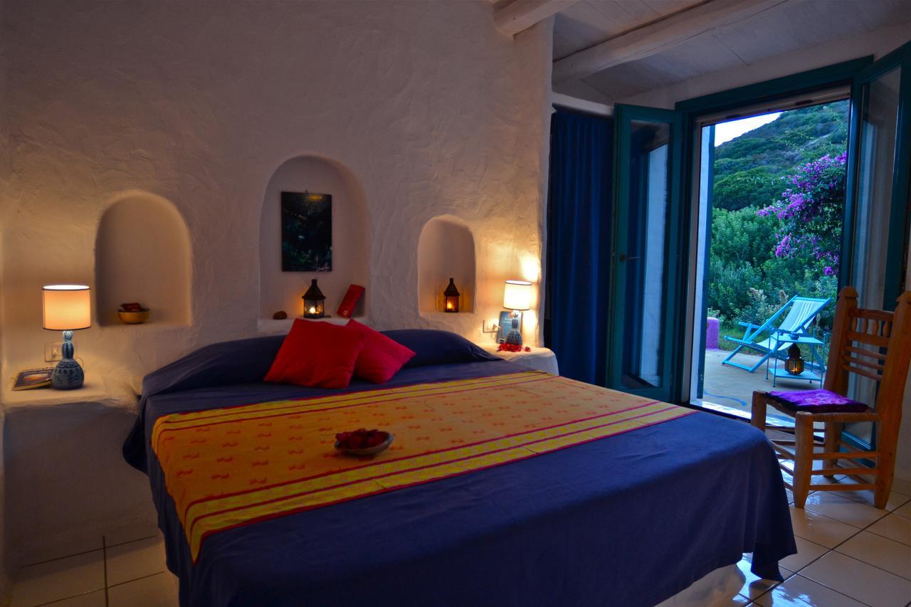 Poecylia Bed & Breakfast Carloforte  Exterior photo