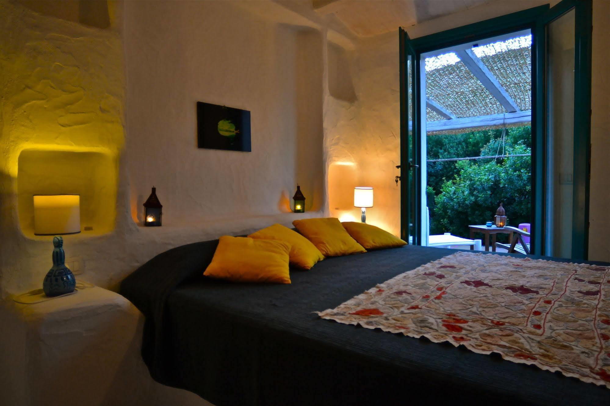 Poecylia Bed & Breakfast Carloforte  Exterior photo